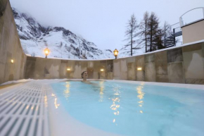 Отель Chasa Montana Hotel & Spa Superior, Замнаун